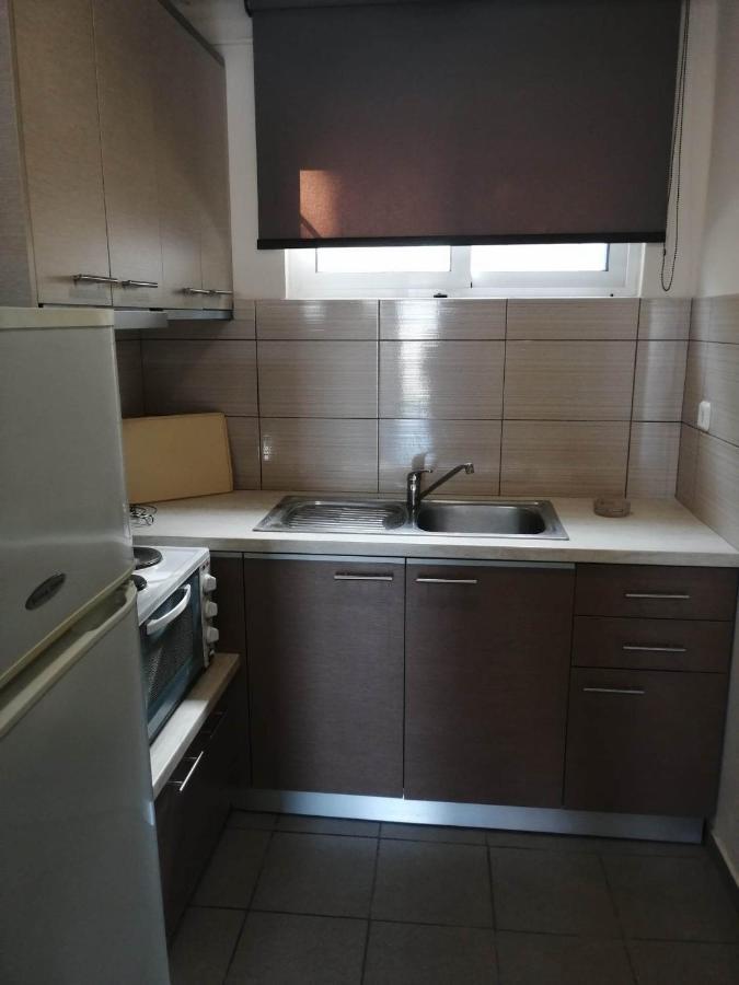 Alexandra'S Glifa Apartments Bagian luar foto